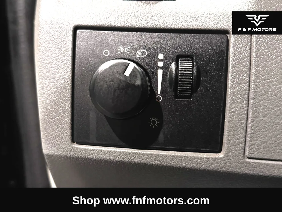 2008 Dodge Grand Caravan SE photo 16