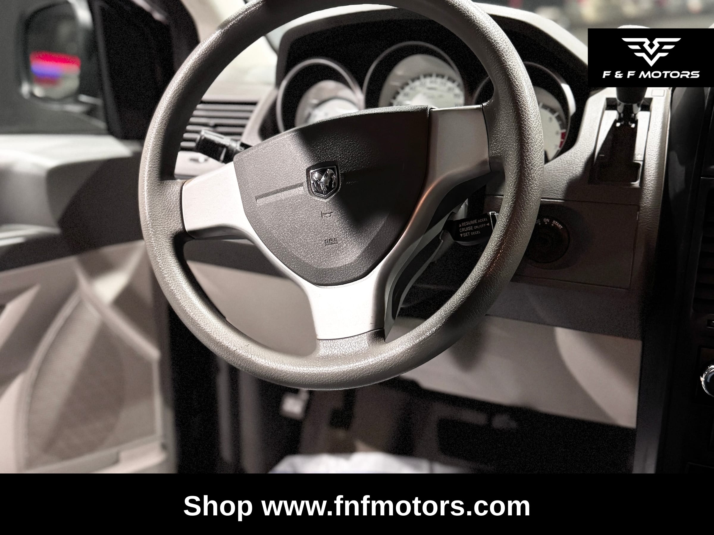2008 Dodge Grand Caravan SE — Interior
