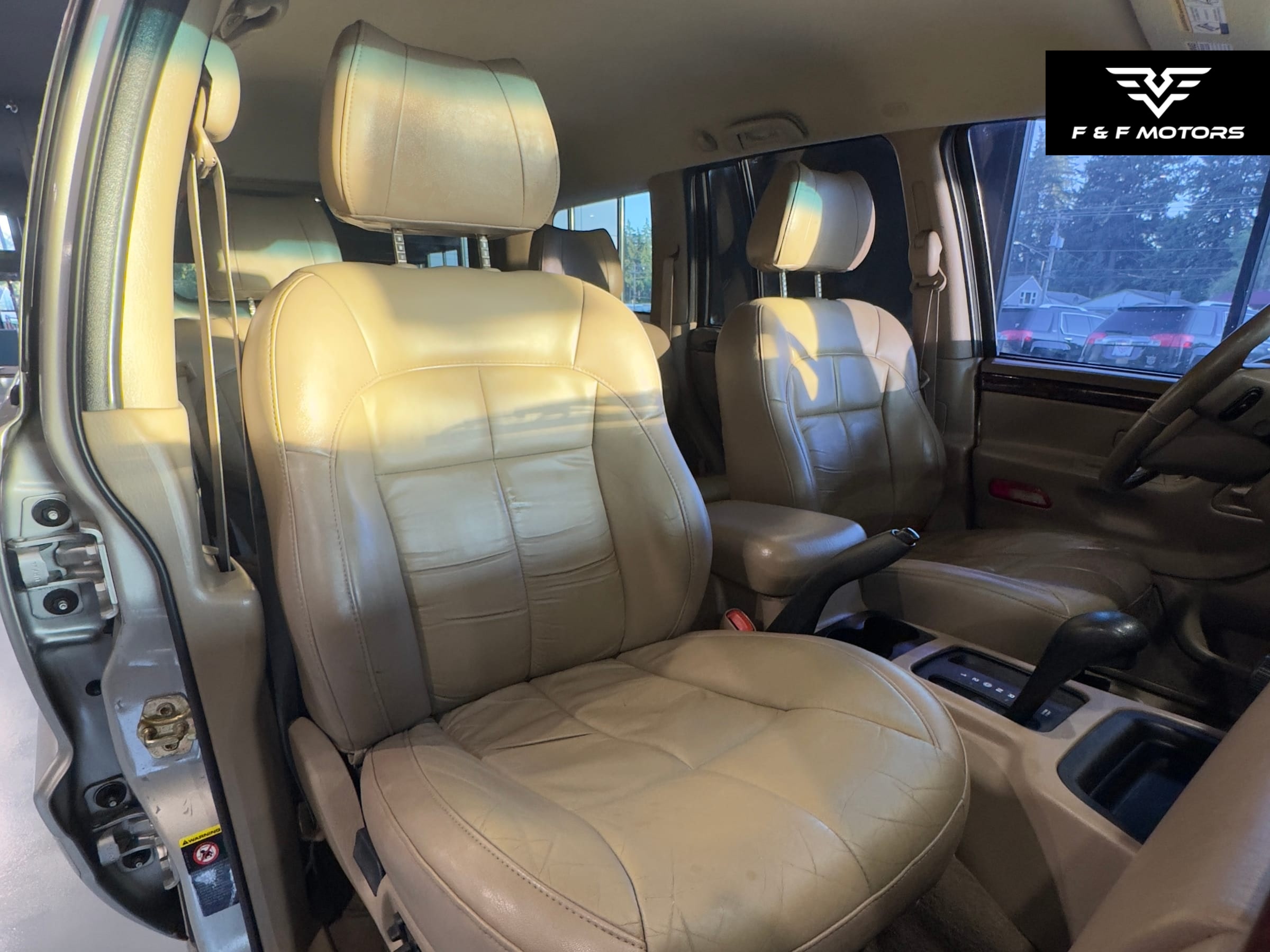 2003 Jeep Grand Cherokee Limited — Interior