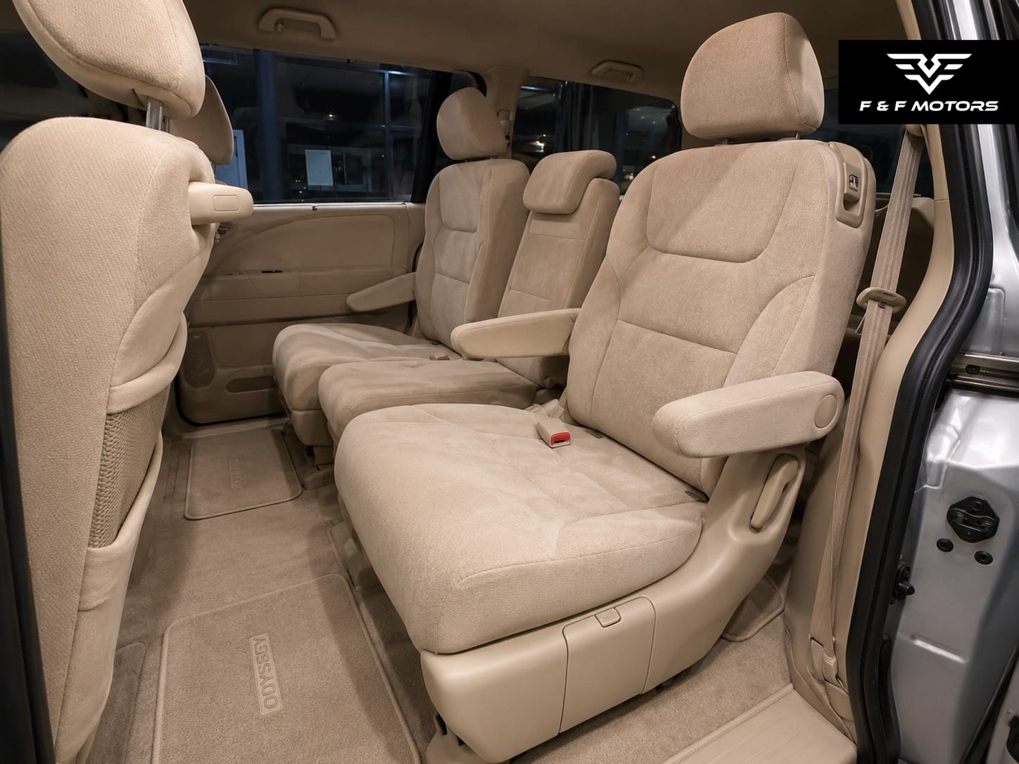 2007 Honda Odyssey EX — Interior