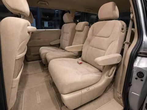 2007 Honda Odyssey EX — Interior