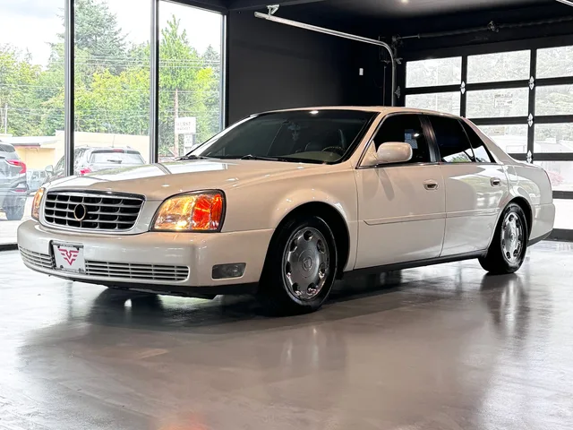 2002 Cadillac Deville DHS — Exterior · Photo 2