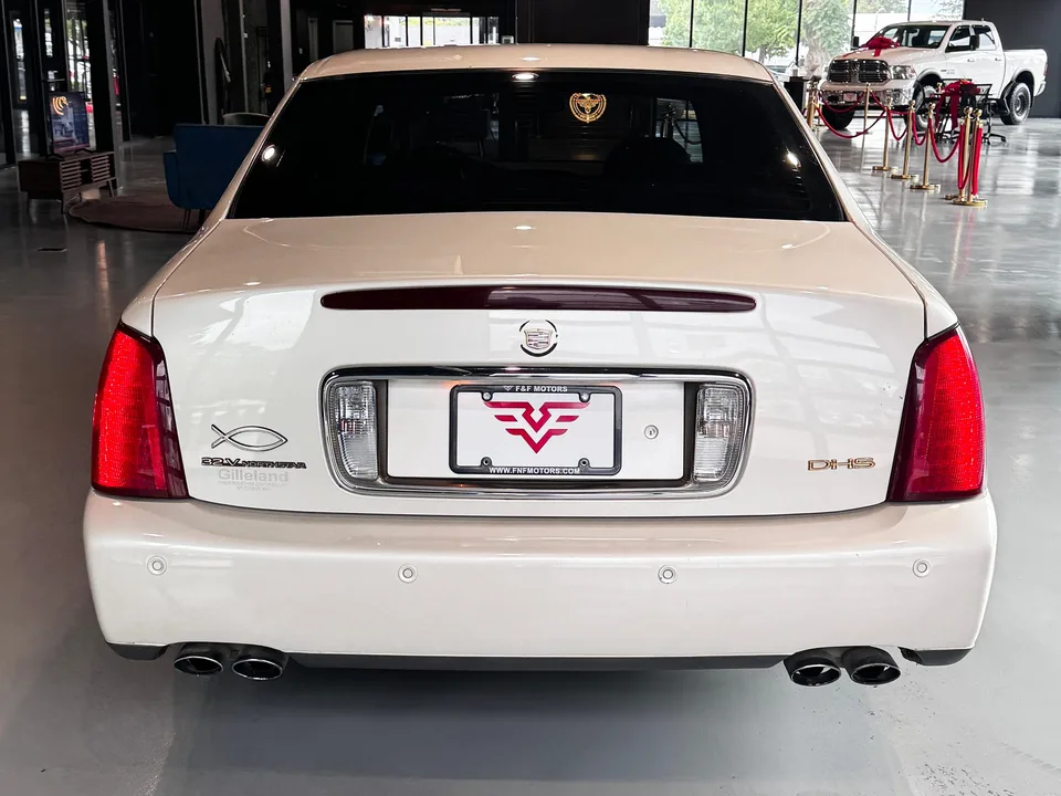 2002 Cadillac Deville DHS — Exterior · Photo 5