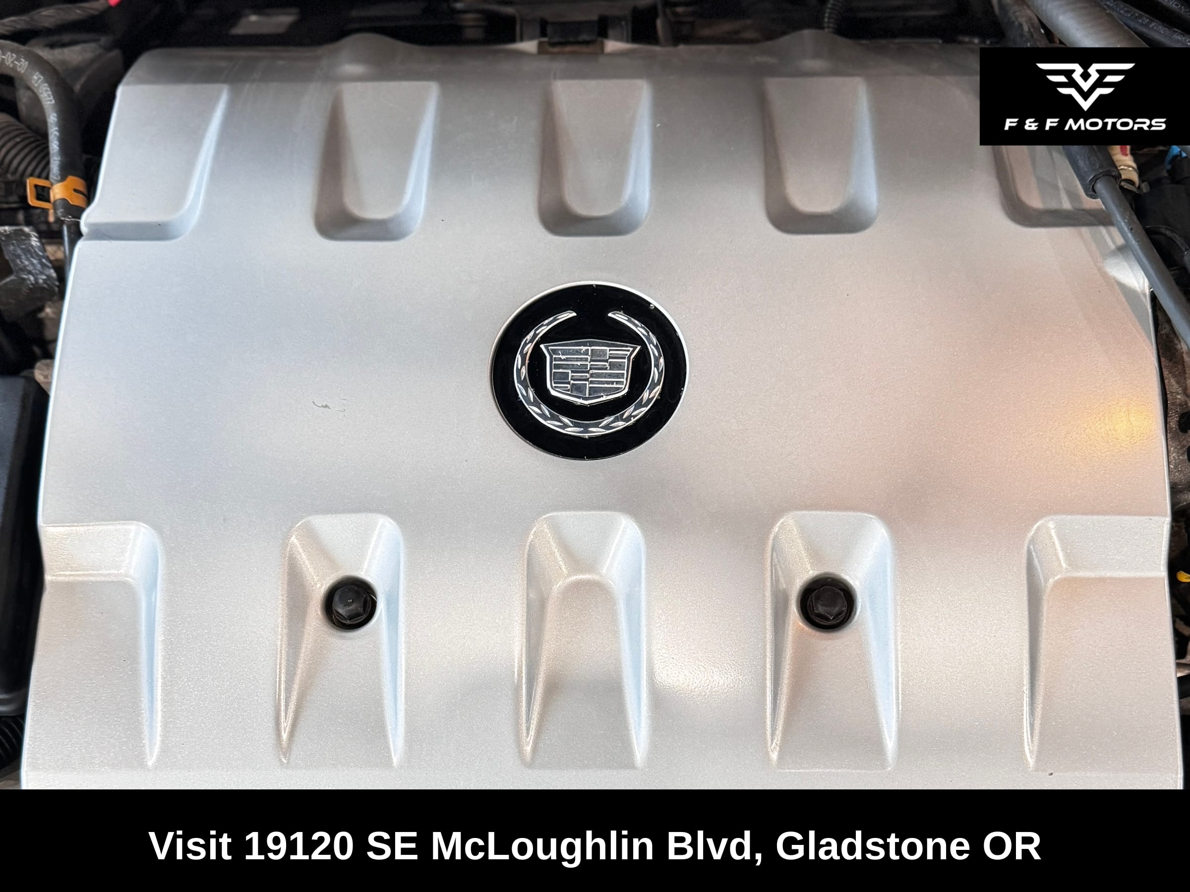 2002 Cadillac Deville DHS — Engine
