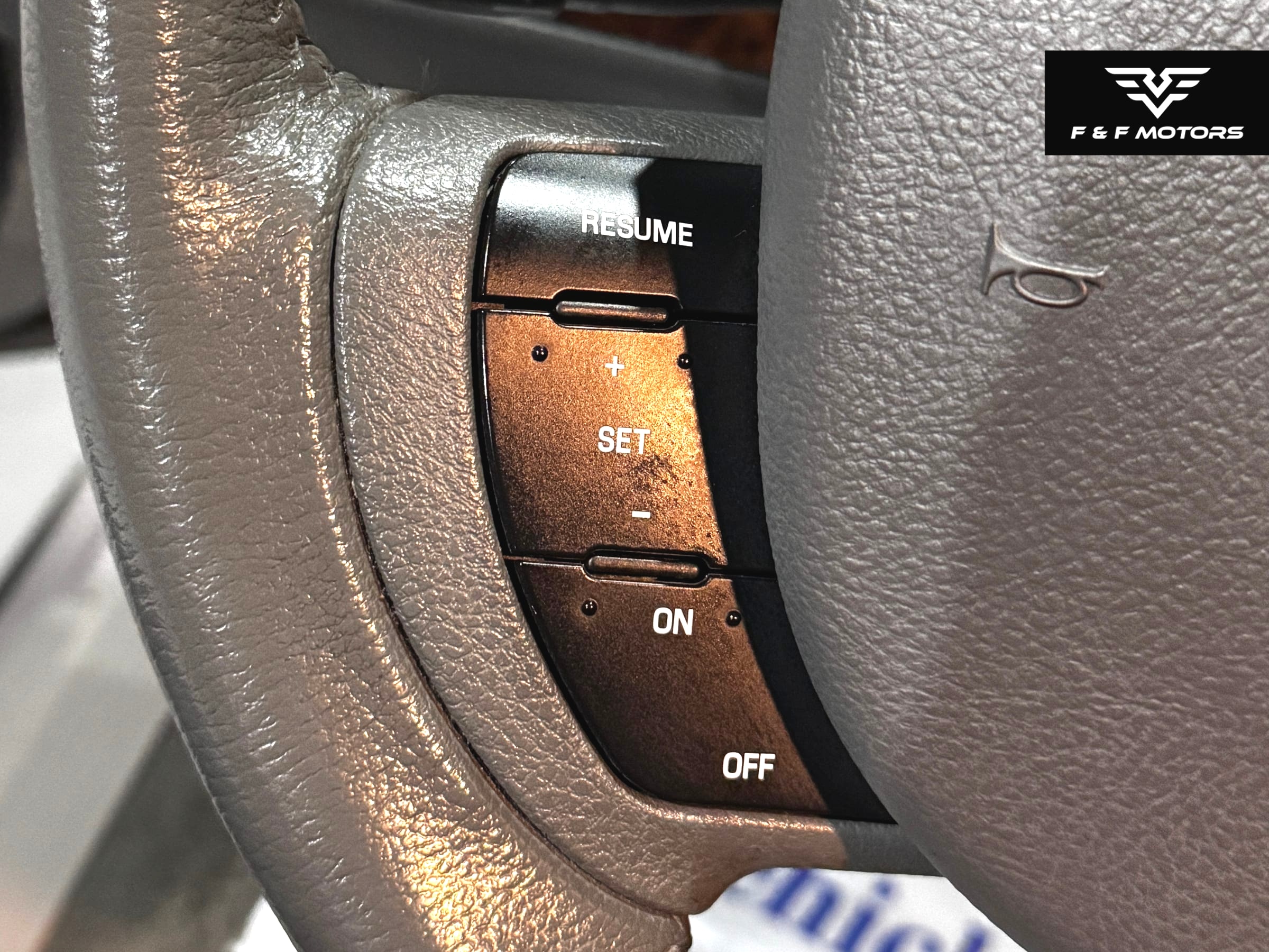 2005 Mercury Grand Marquis Ls/lse — Interior