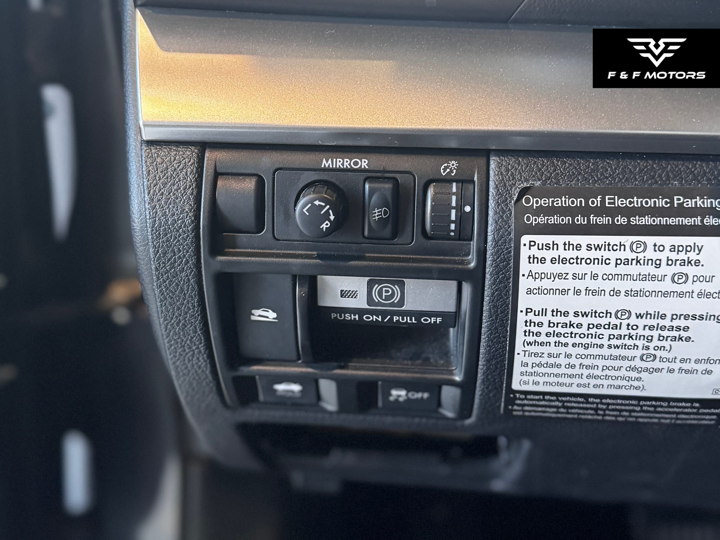 2010 Subaru Legacy 2.5i Premium — Interior