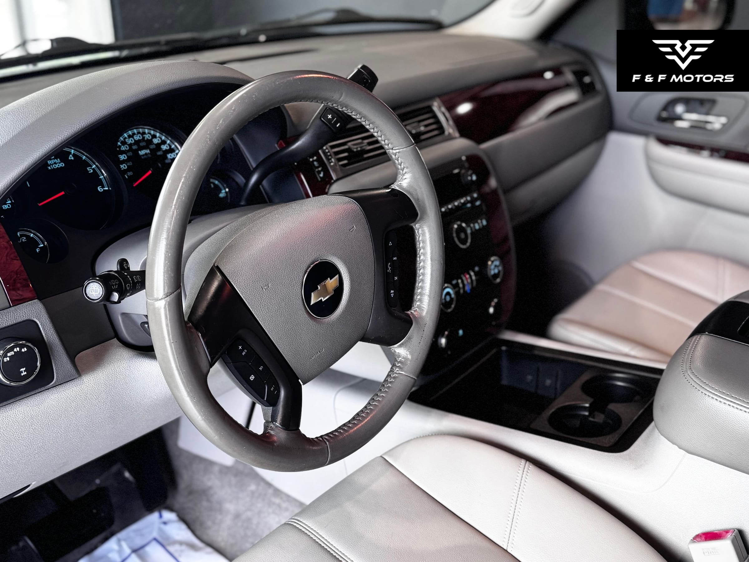 2009 Chevrolet Tahoe LT1 — Interior