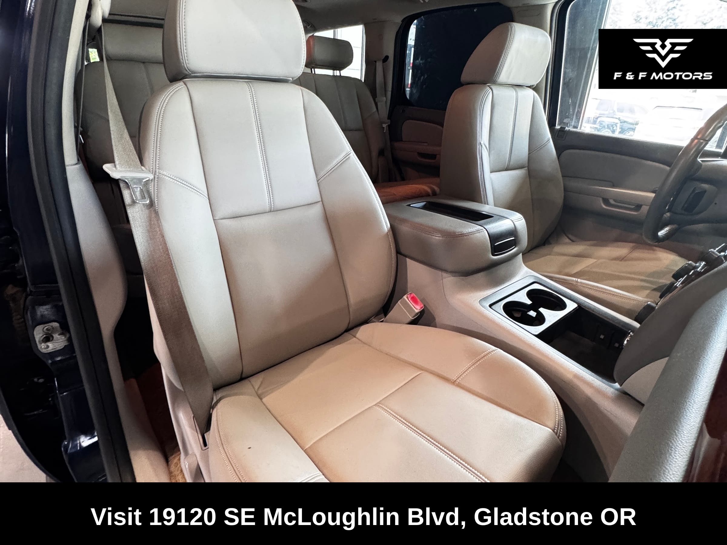 2009 Chevrolet Tahoe LT1 — Interior