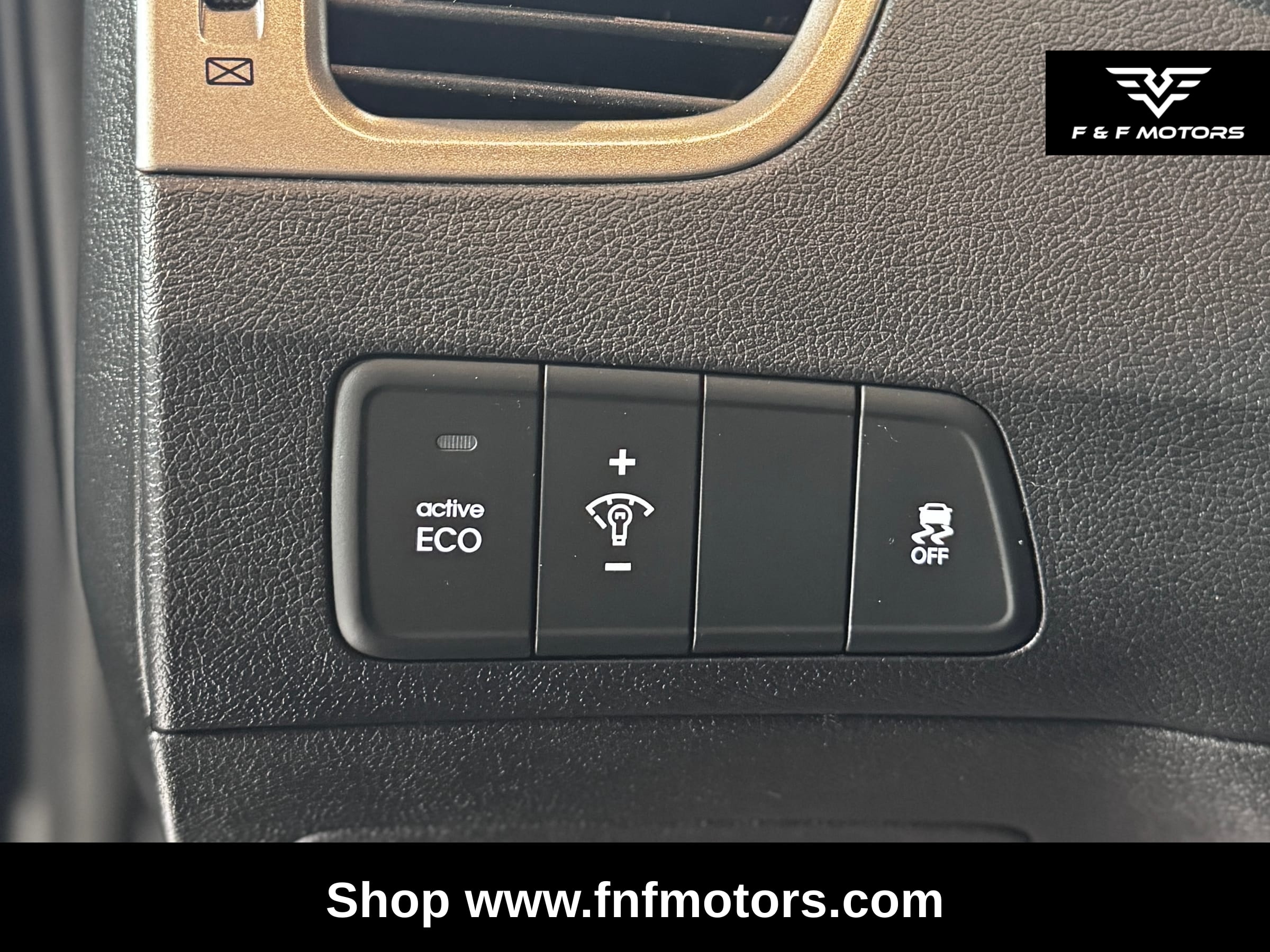 2013 Hyundai Elantra Limited — Interior