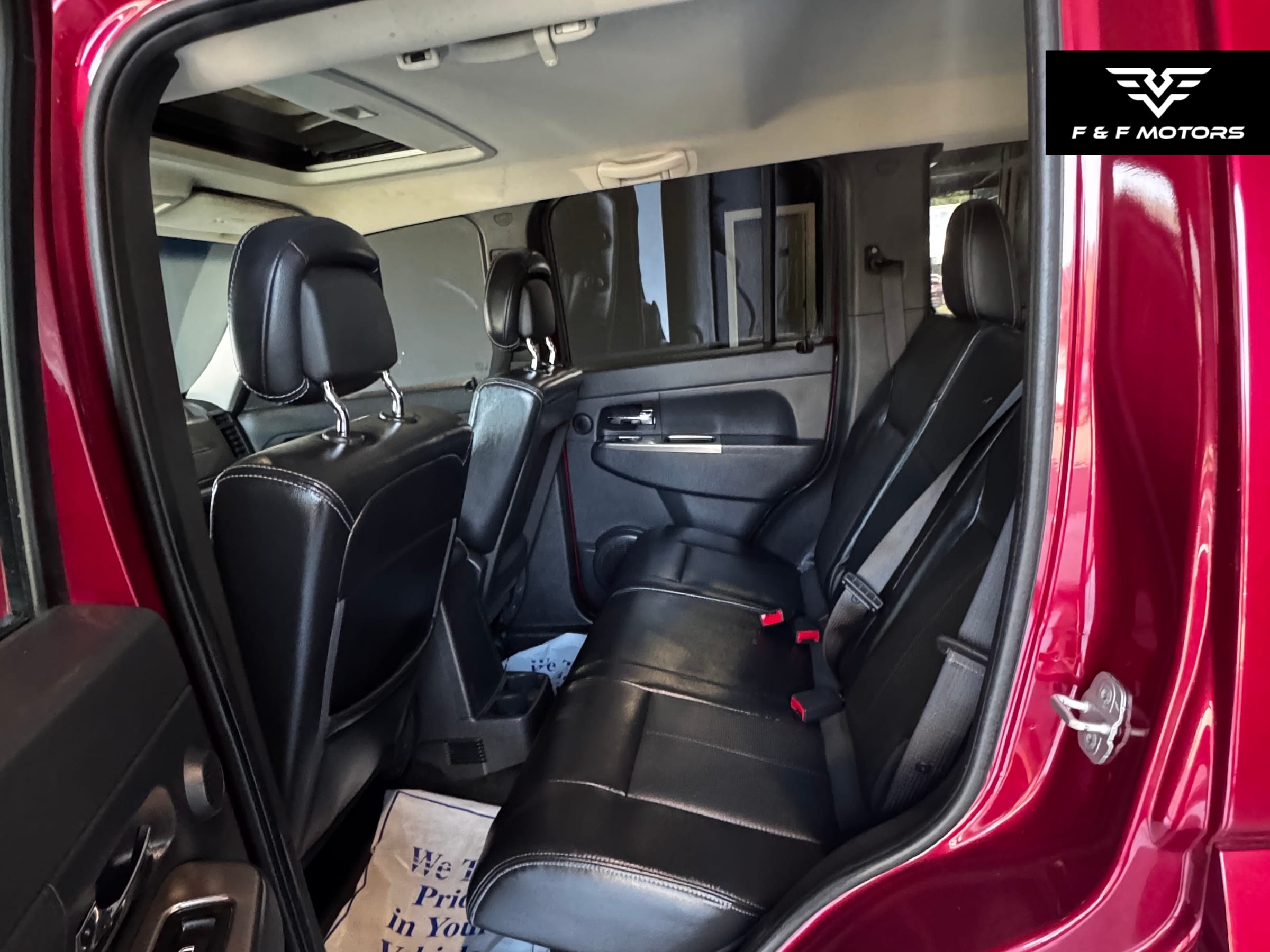 2012 Jeep Liberty Limited Jet Edition — Interior