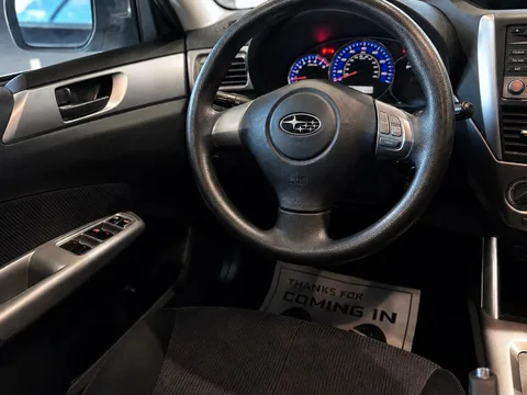 2009 Subaru Forester 2.5X — Interior