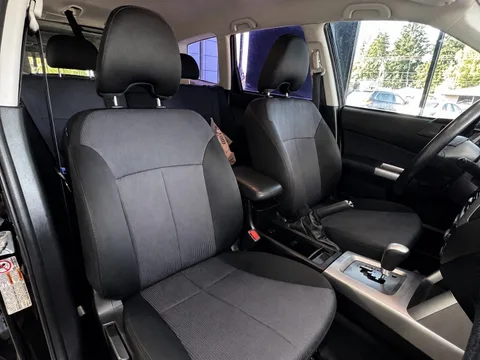 2009 Subaru Forester 2.5X — Interior