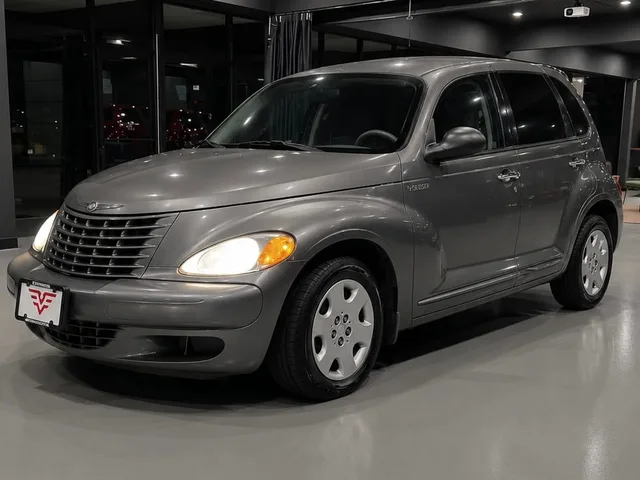 2004 Chrysler PT Cruiser, photo 2