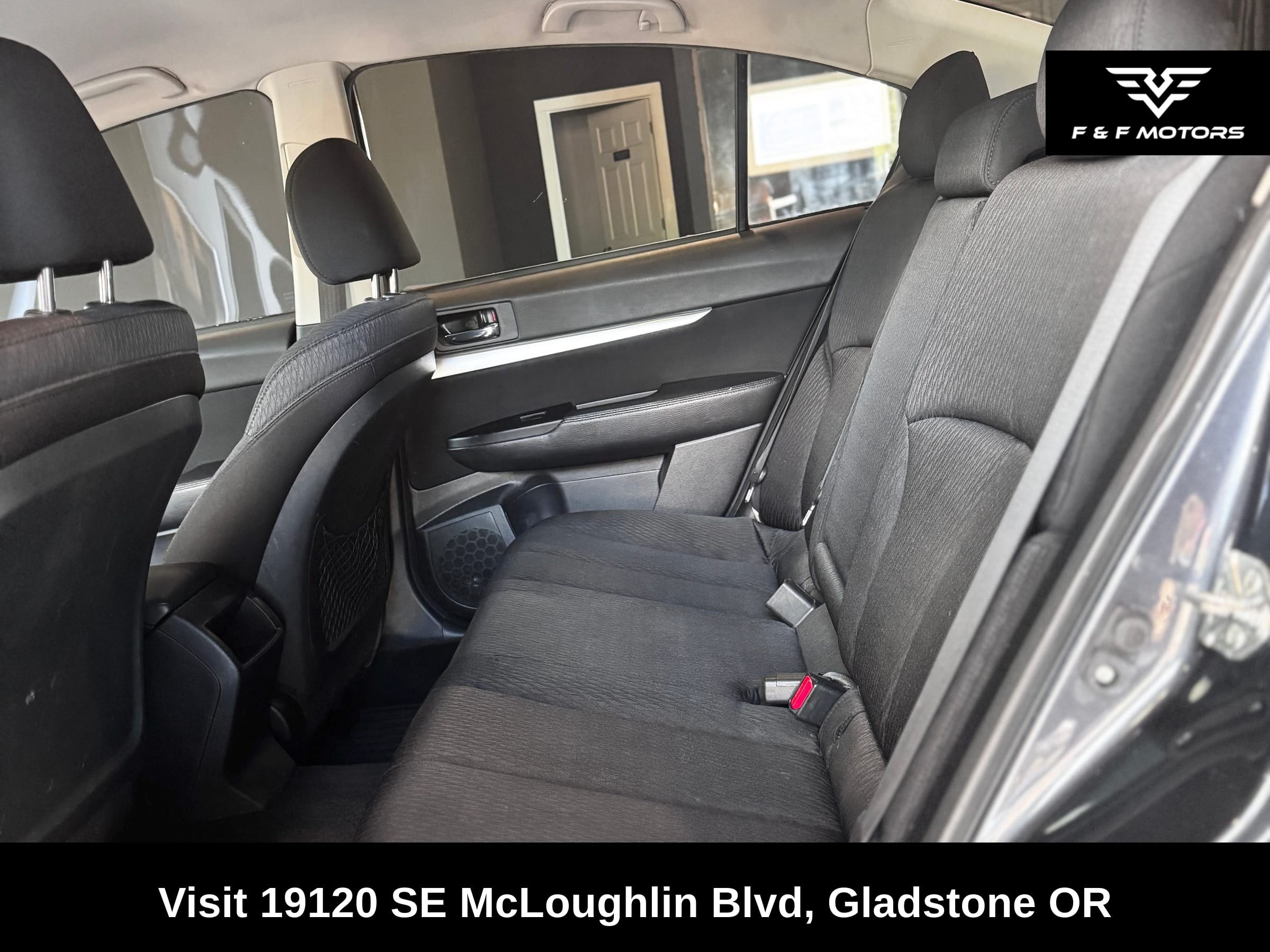 2010 Subaru Impreza 2.5i Premium — Interior