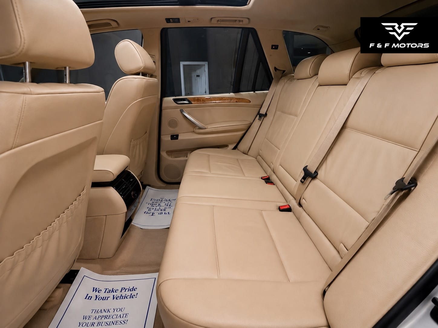 2004 BMW X5 3.0I — Interior