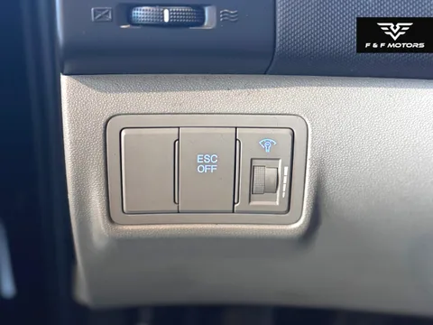 2010 Hyundai Elantra Touring GLS — Interior