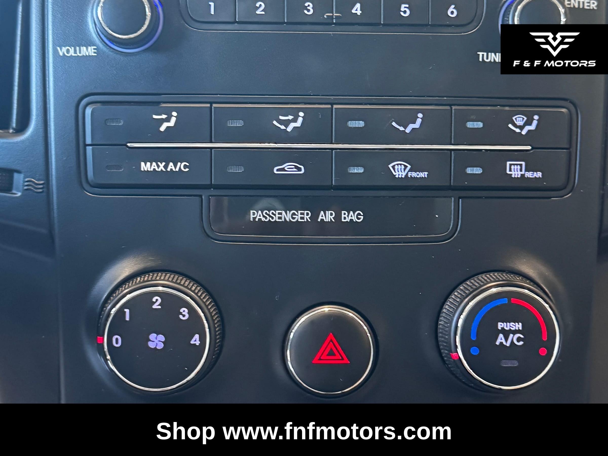 2010 Hyundai Elantra Touring GLS photo 16