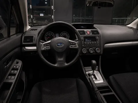 2014 Subaru Impreza 2.0i Premium — Interior