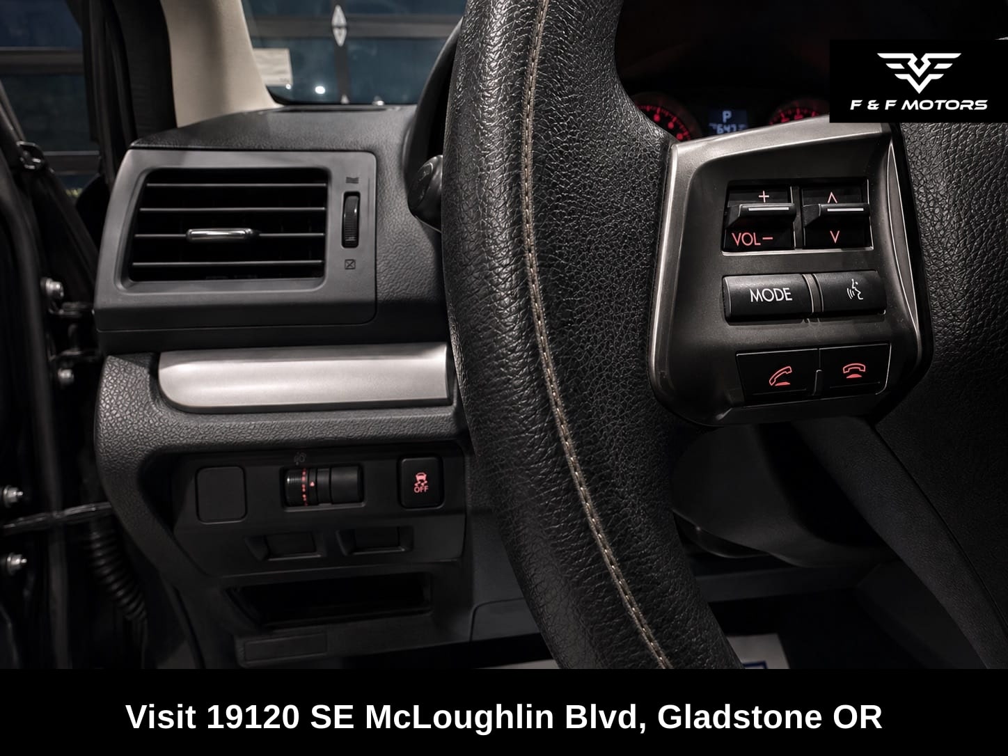 2014 Subaru Impreza 2.0i Premium — Interior
