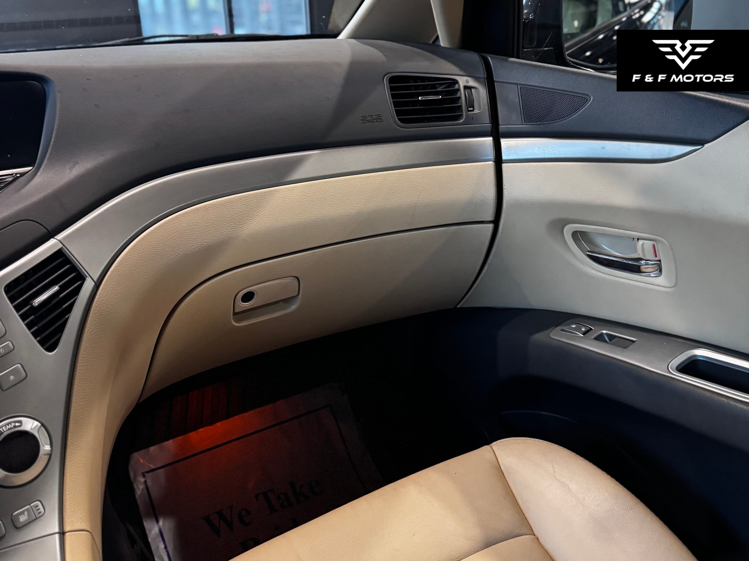 2008 Subaru Tribeca Limited 7-Passenger — Interior
