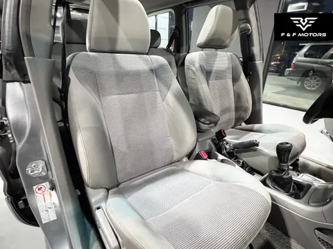 2008 Subaru Forester 2.5X — Interior