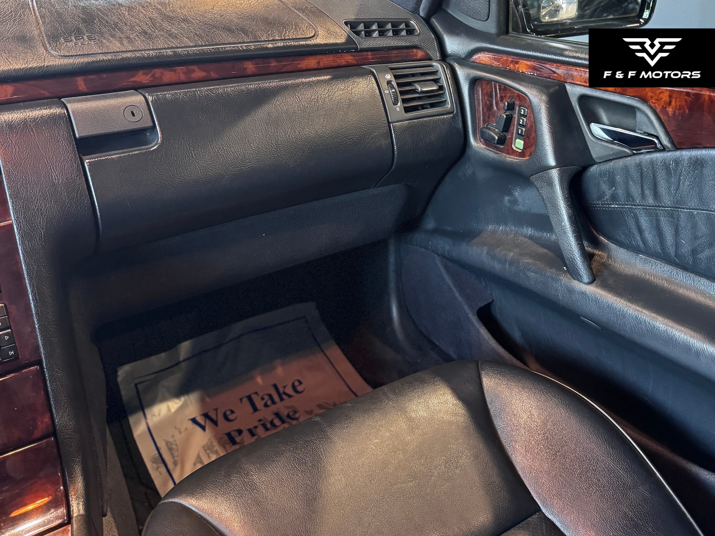 1998 Mercedes-Benz E 320 E320 — Interior
