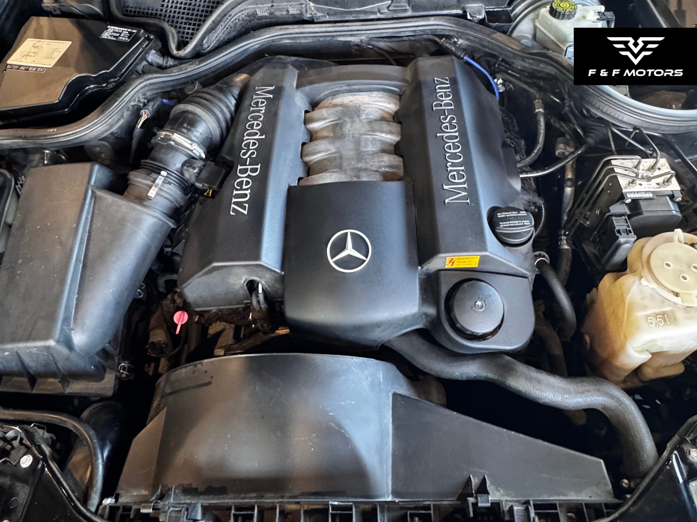 1998 Mercedes-Benz E 320 E320 — Engine