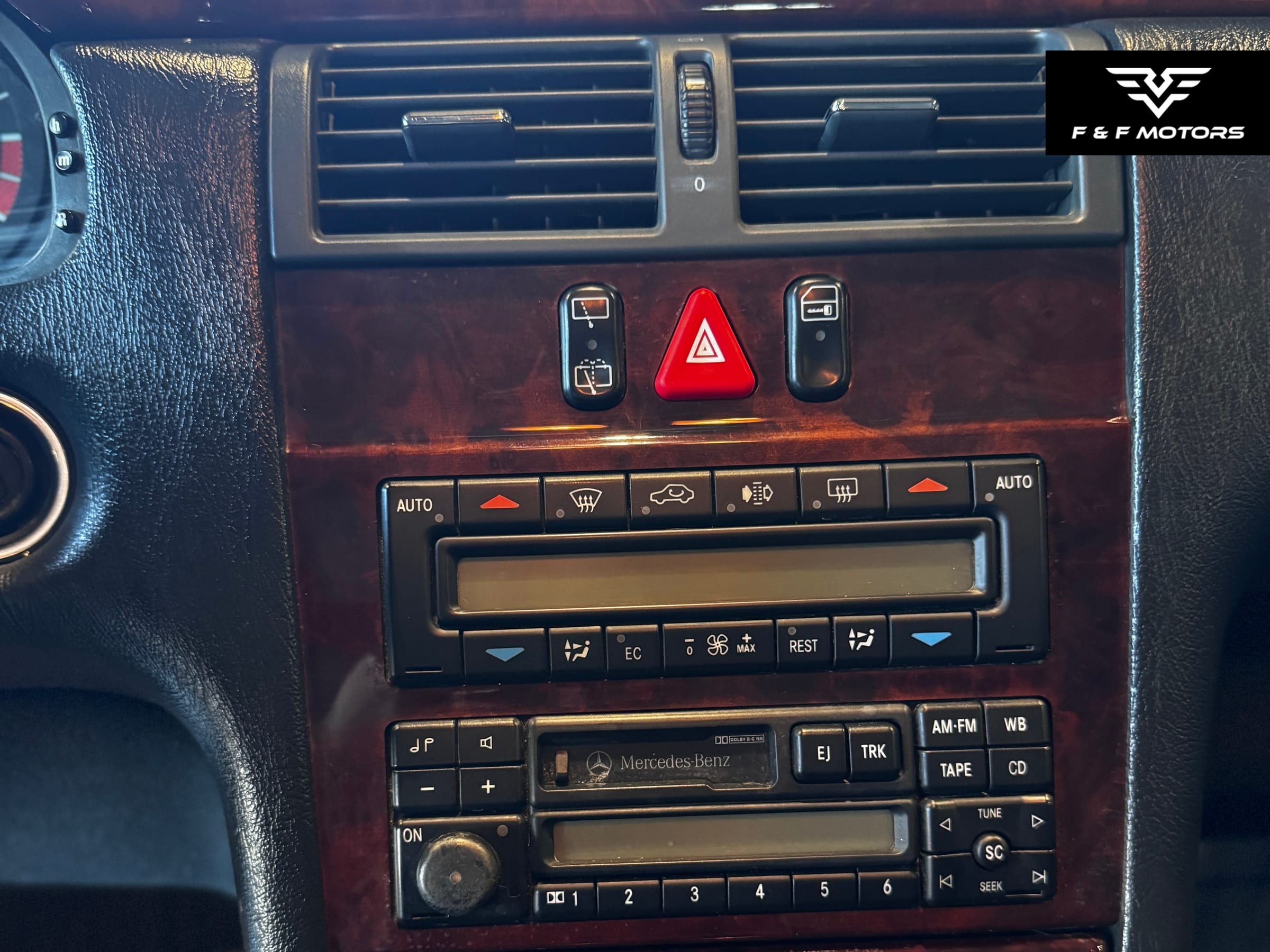 1998 Mercedes-Benz E 320 E320 — Interior