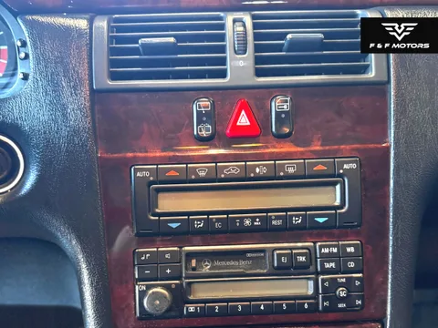 1998 Mercedes-Benz E 320 E320 — Interior