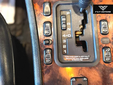 1998 Mercedes-Benz E 320 E320 — Interior