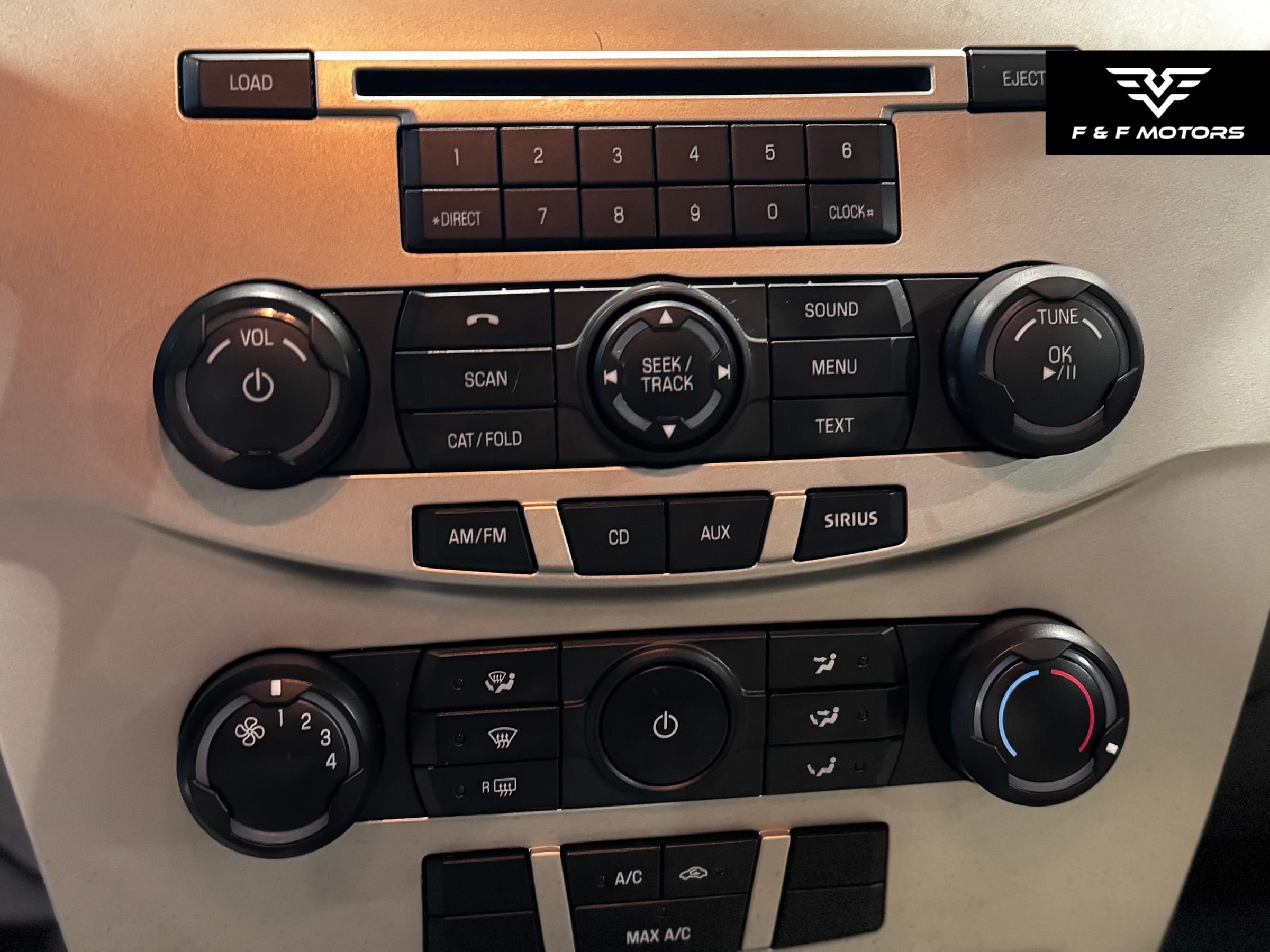 2008 Ford Focus S photo 14