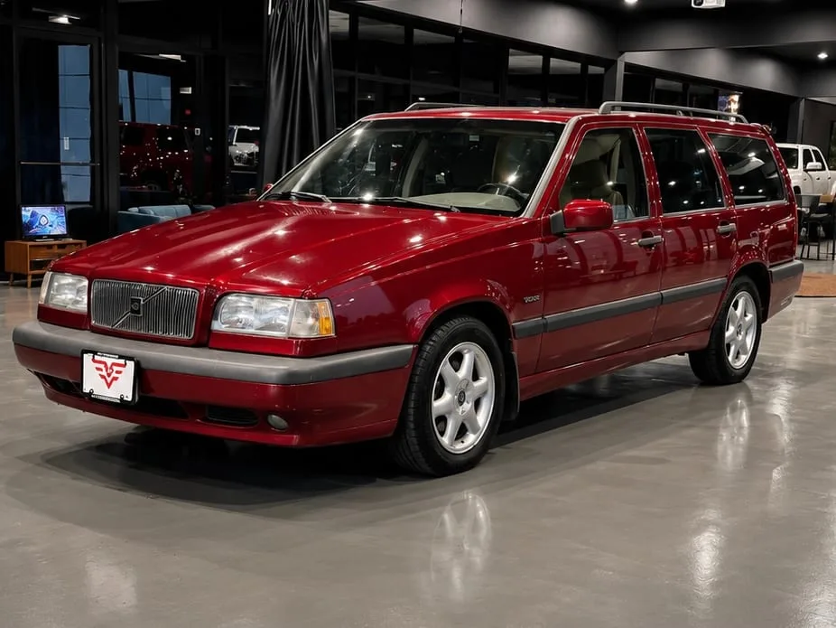 1997 Volvo 850 GT photo 2