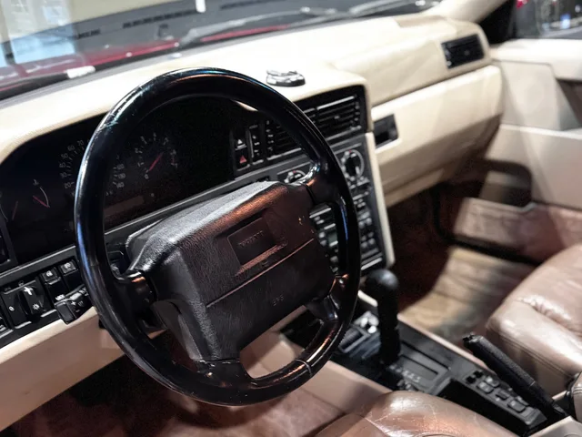 1997 Volvo 850 GT — Interior · Photo 7