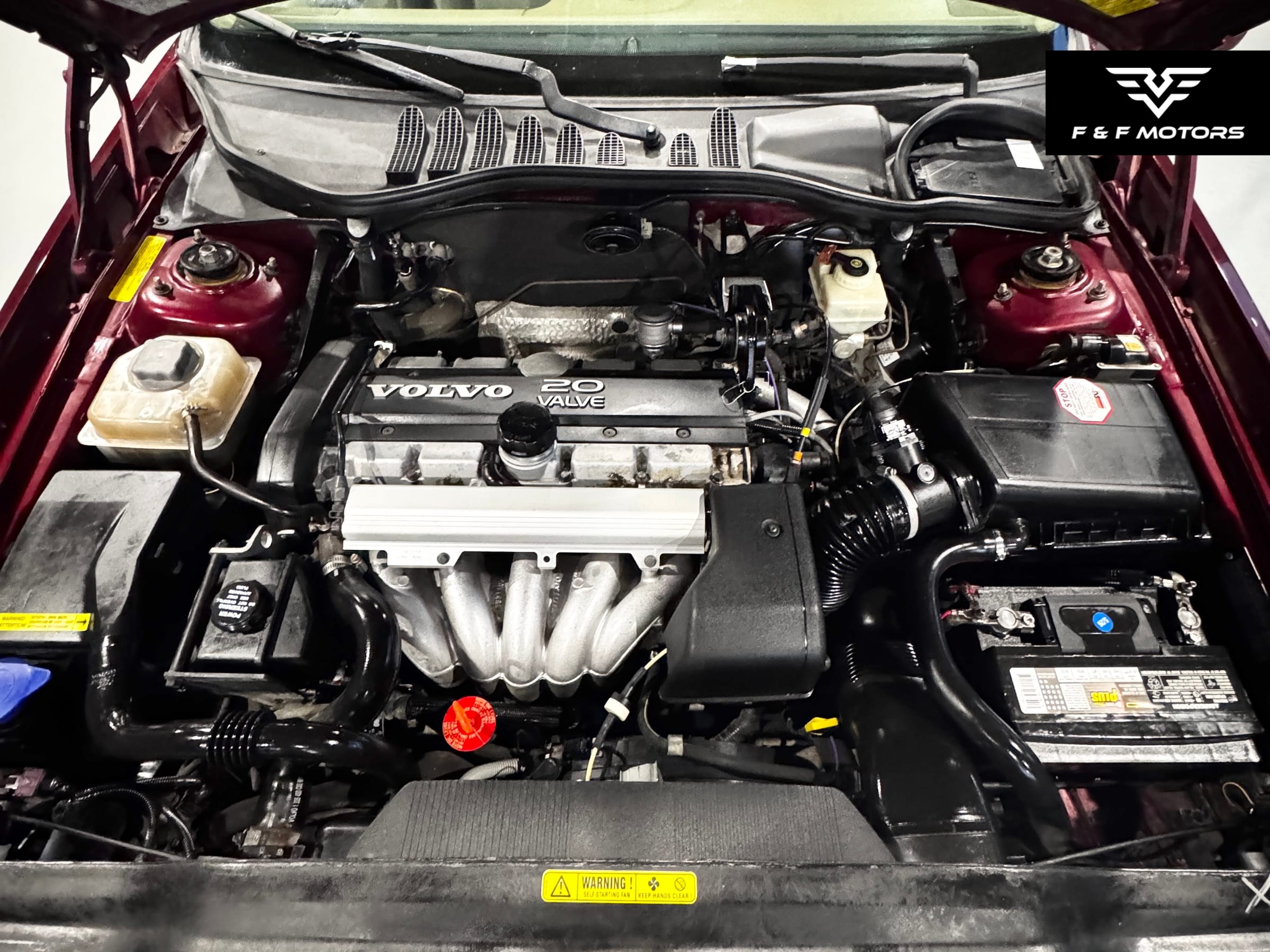 1997 Volvo 850 GT — Engine