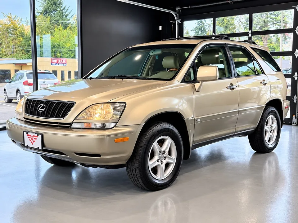 2001 Lexus RX 300 300 — Exterior · Photo 2