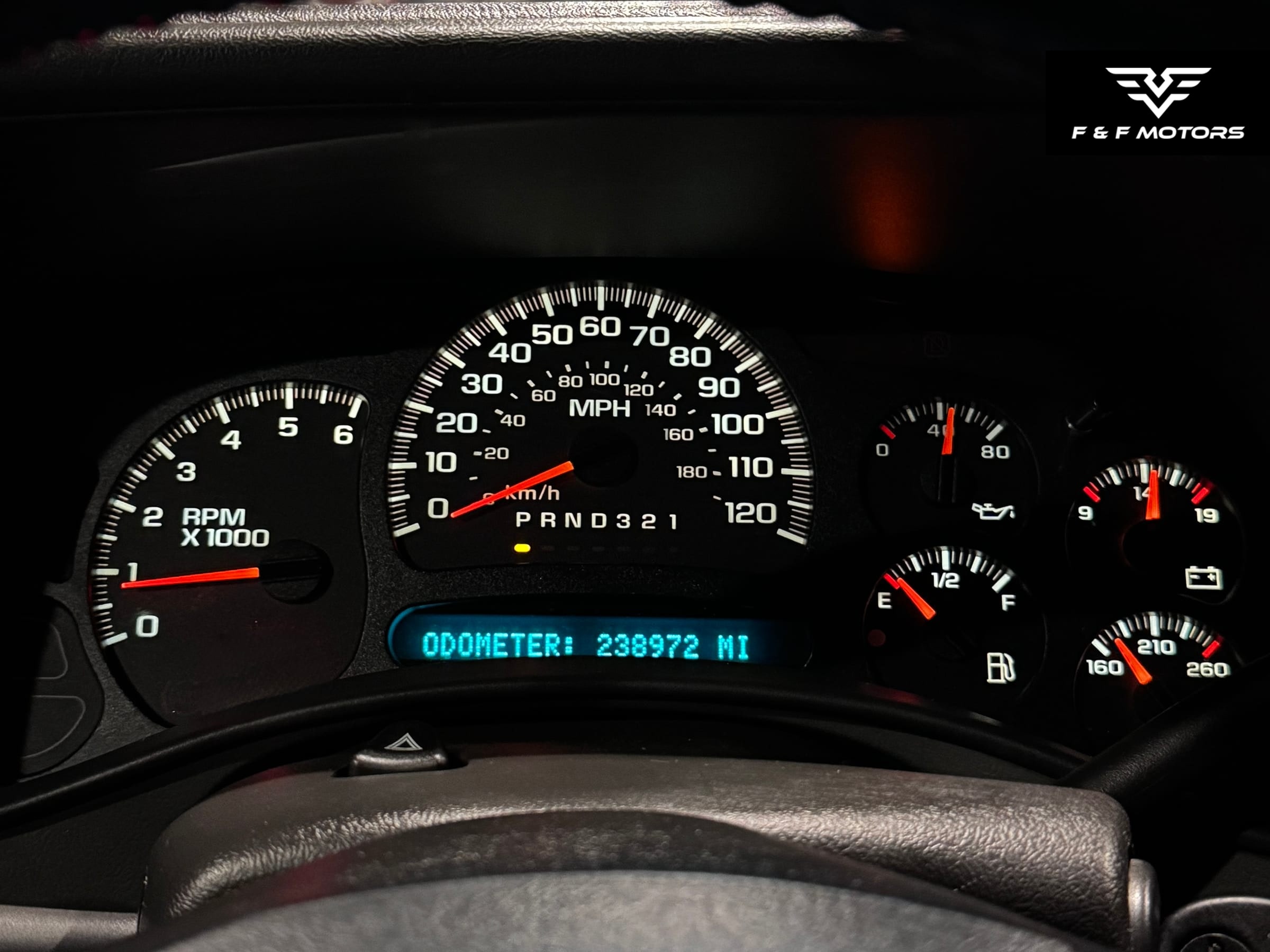 2006 Chevrolet Suburban 1500 LS — Exterior