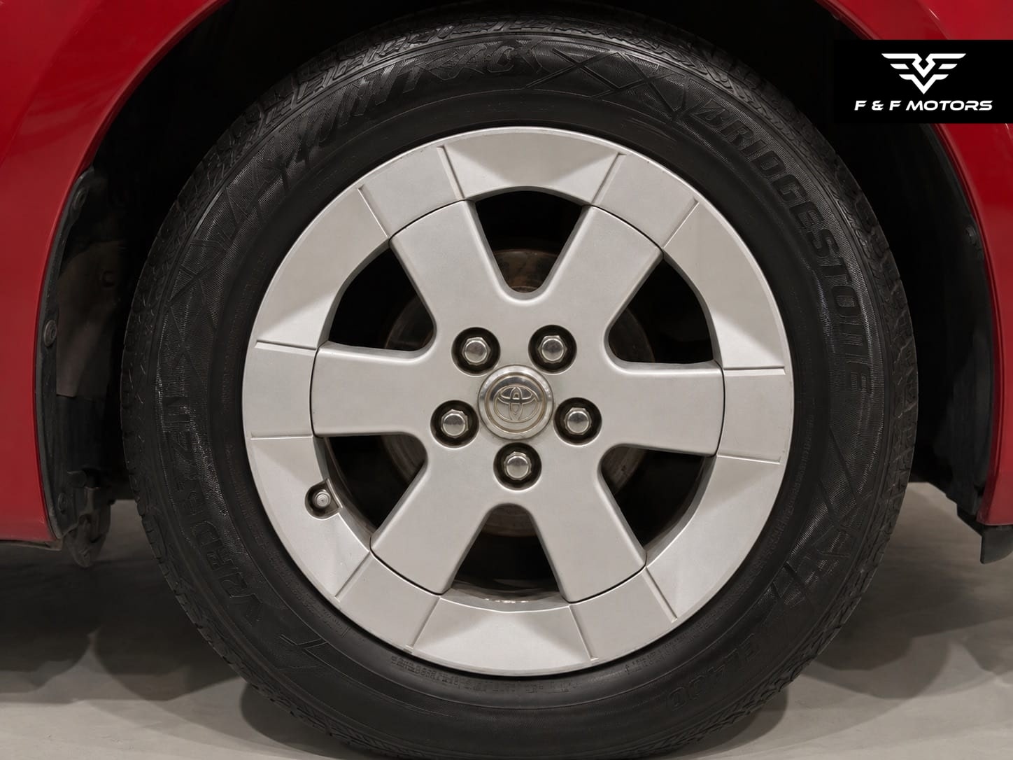 2008 Toyota Prius — Wheels