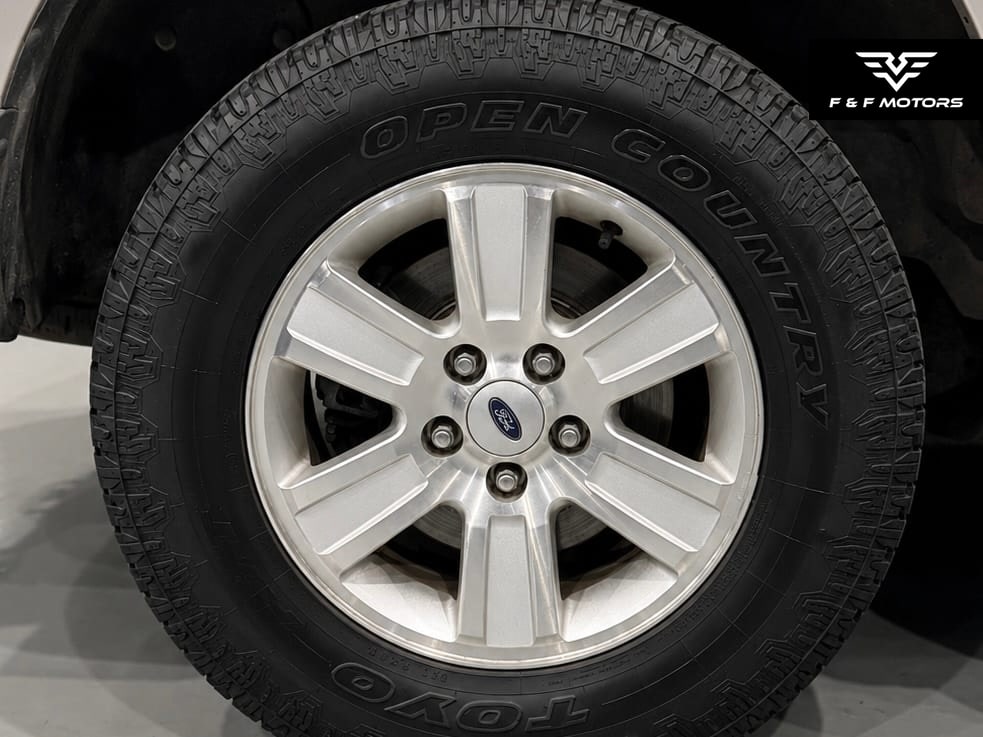 2006 Ford Explorer XLS — Wheels