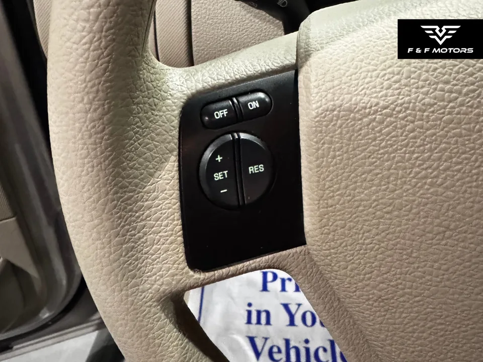2006 Ford Explorer XLS photo 18
