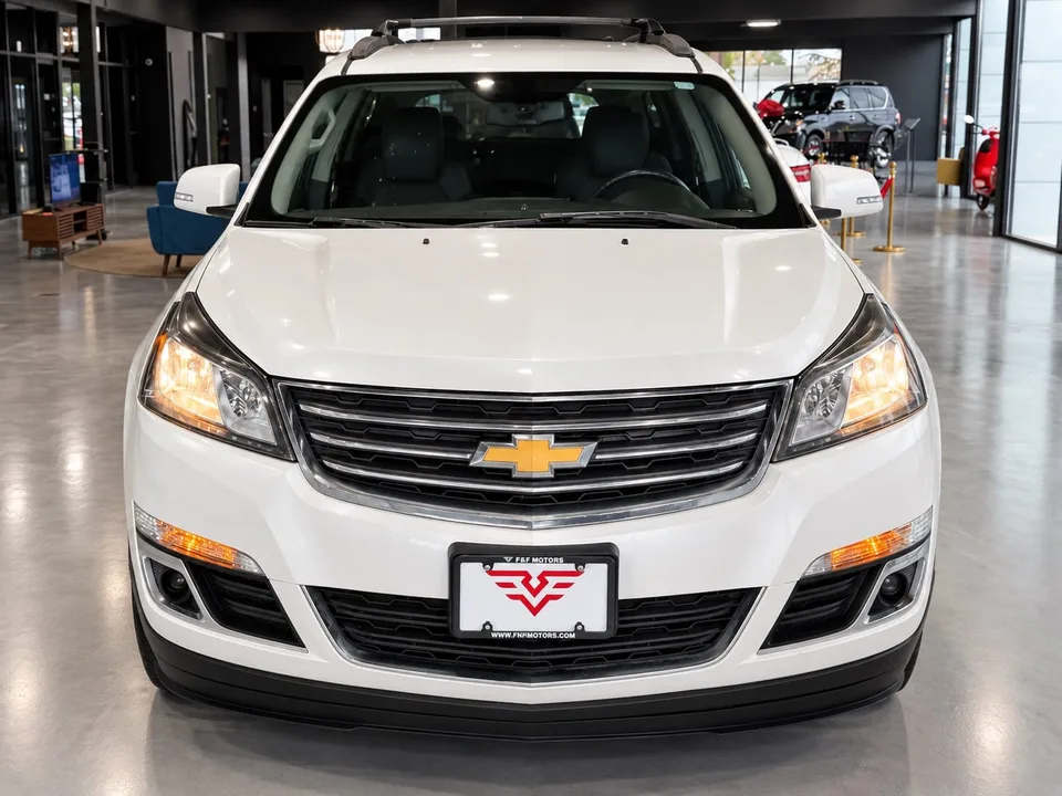 2013 Chevrolet Traverse 1LT — Exterior · Photo 5