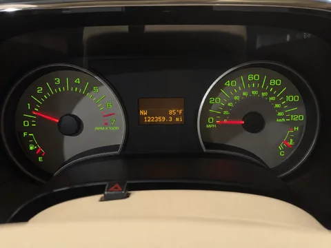 2006 Ford Explorer Eddie Bauer photo 10