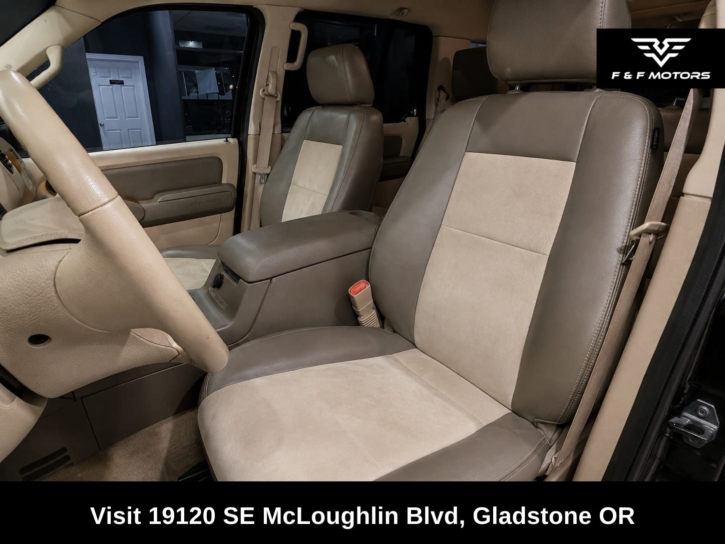 2006 Ford Explorer Eddie Bauer — Interior