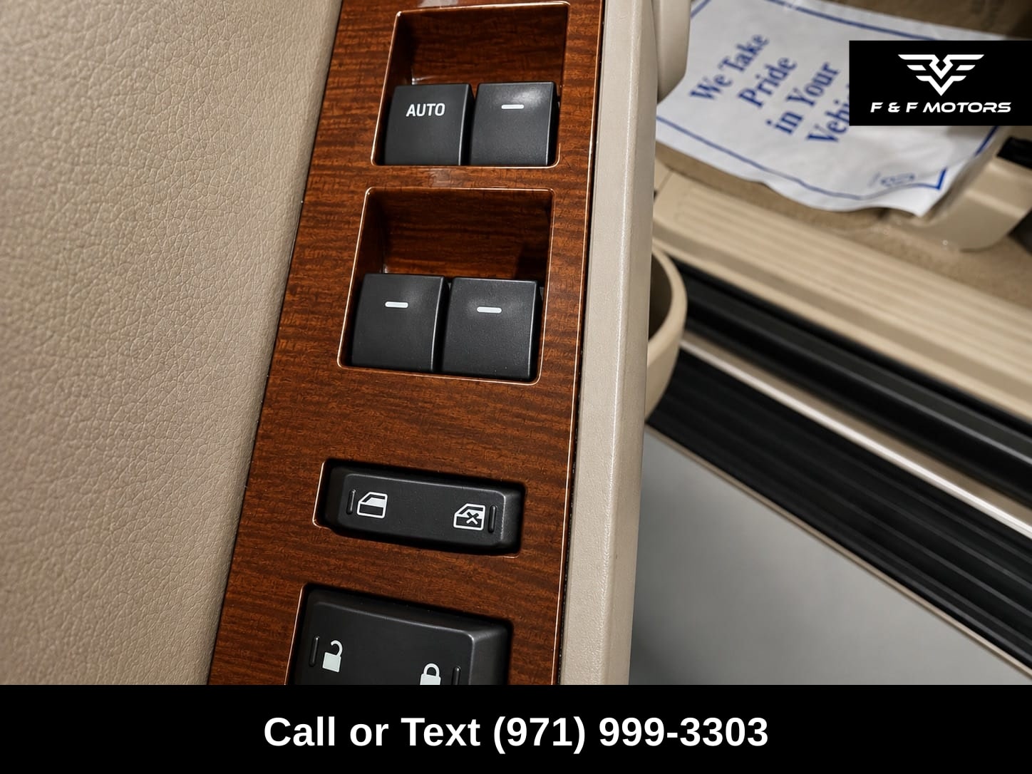 2006 Ford Explorer Eddie Bauer — Interior