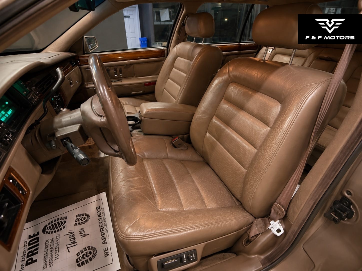 1995 Cadillac DeVille Concours — Interior