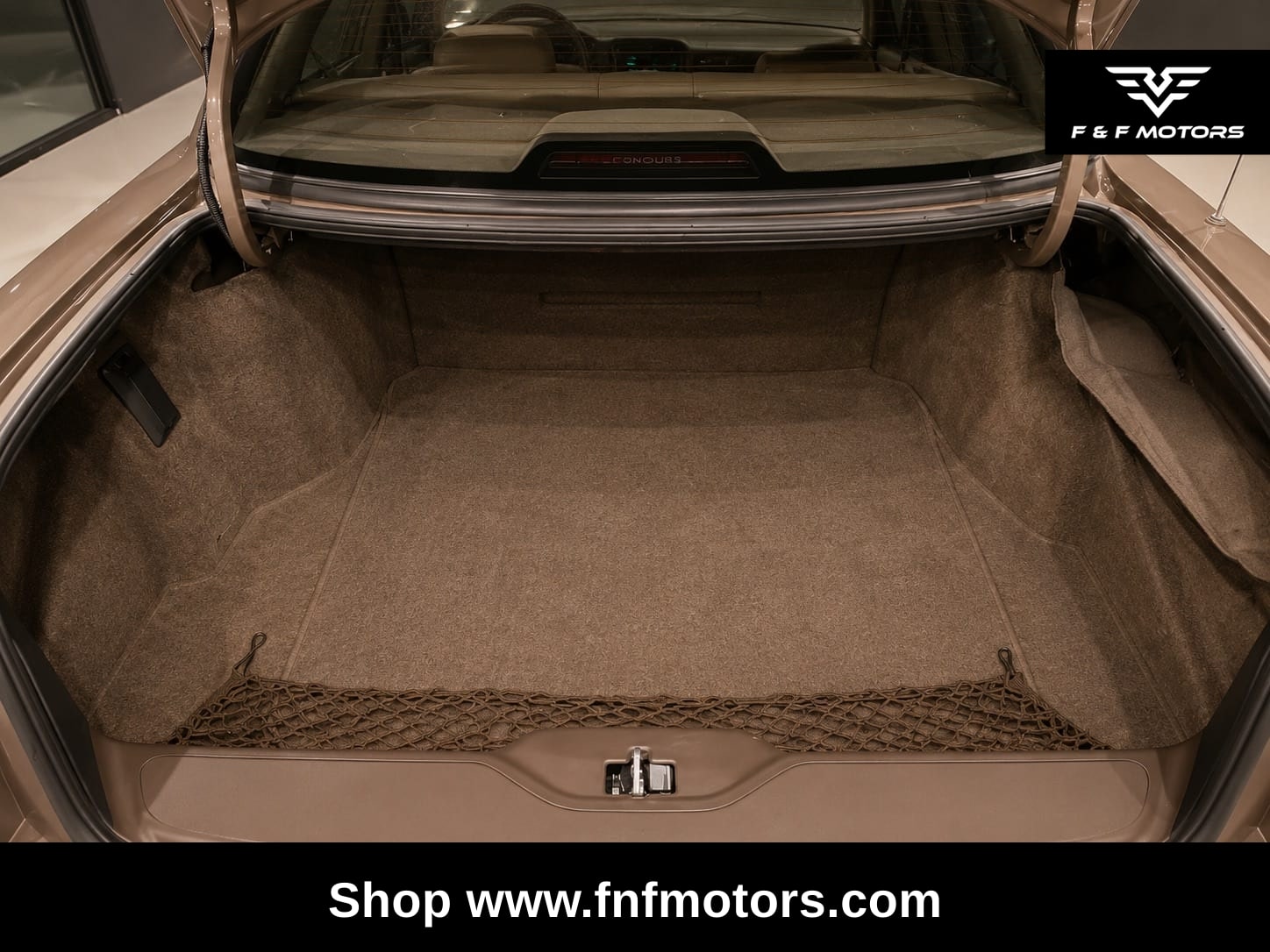 1995 Cadillac DeVille Concours photo 16