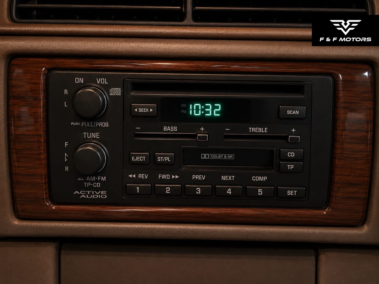 1995 Cadillac DeVille Concours — Interior