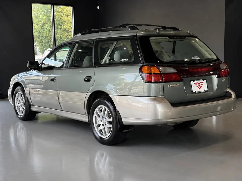 2003 Subaru Outback — Exterior · Photo 4