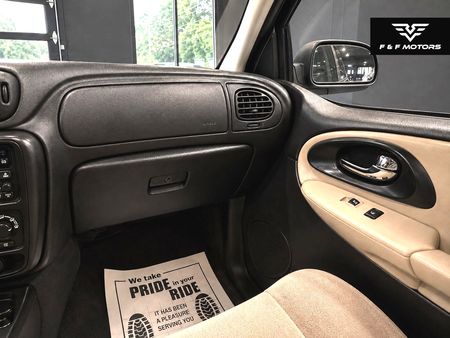 2006 Chevrolet TrailBlazer LS — Interior
