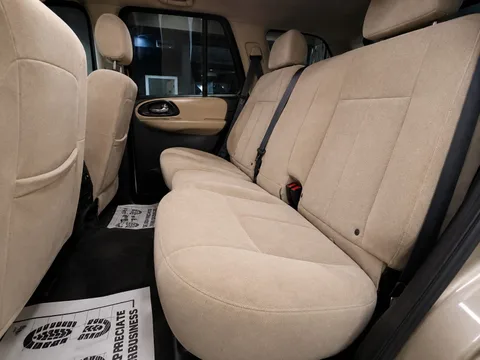 2006 Chevrolet TrailBlazer LS — Interior
