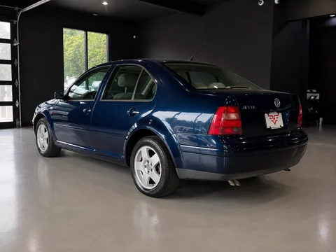 2001 Volkswagen Jetta GLS — Exterior